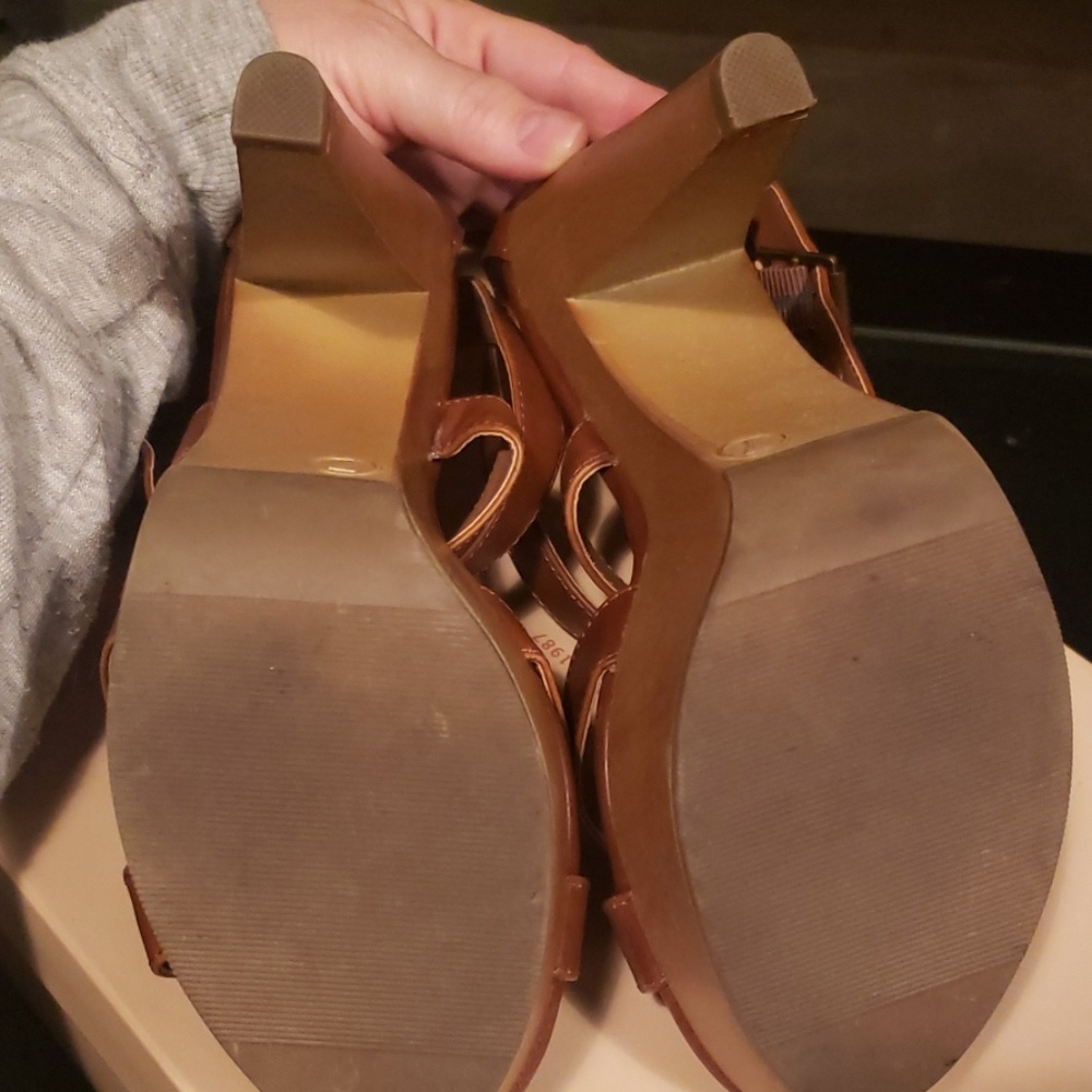Platform 4" heel - Picture 3 of 3
